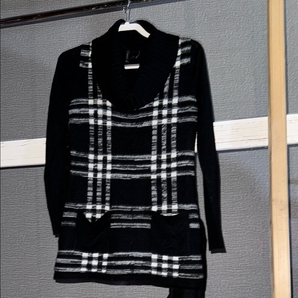 Black and White Plaid Women's Sweater